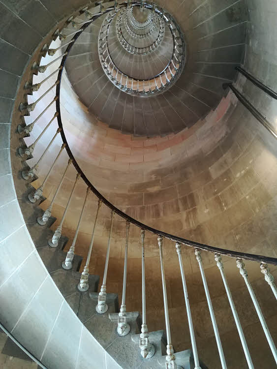 L'escalier de la Vieille tour des Baleines sur l'Île de Ré © C.C. Halusiak/ABCfeminin.com.