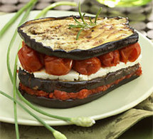 recette : millefeuille d'aubergine à la ricotta et à la pulpe de tomate